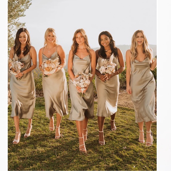 Show Me Your Mumu Verona Maxi Slip Dress M Moss Green Luxe Satin Bridesmaid - Picture 2 of 10